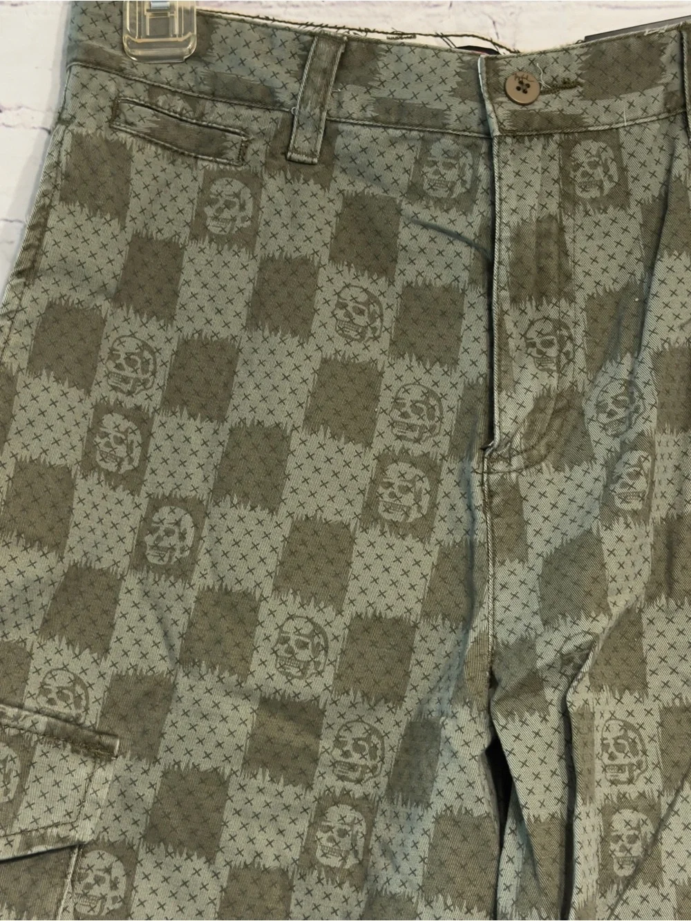 Tony Hawk Olive Green Checker Cargo Shorts - Picture 2 of 7